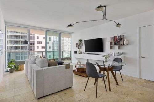 apt-1606-1331 Brickell Bay Dr, Miami, FL, 33131-3680 | Card Image