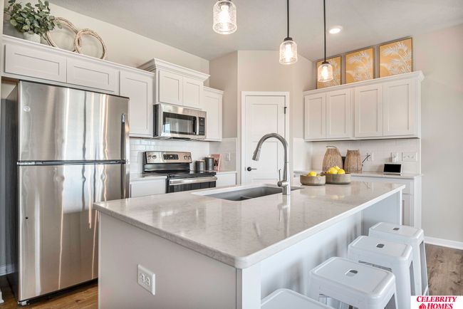 8215 N 175 Th Ave, House other with 3 bedrooms, 2 bathrooms and 3 parking in Bennington NE | Image 7