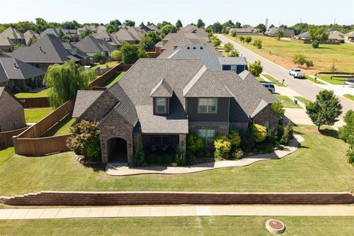 2017 Providence Drive, Norman, OK, 73071 | Card Image