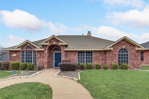 2235 W Thoroughbred Drive, Lancaster, TX, 75146 | Card Image