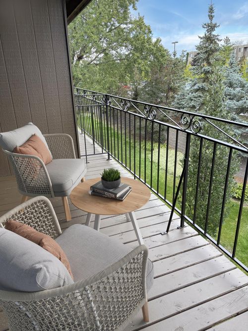apt-216-4100 Parklawn Ave, Edina, MN, 55435-4672 | Card Image