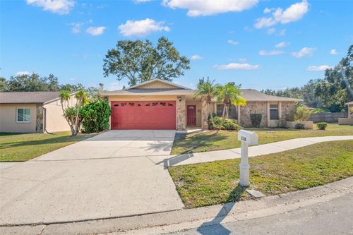 110 Meadowcross Dr, SAFETY HARBOR, FL, 34695-4720 | Card Image