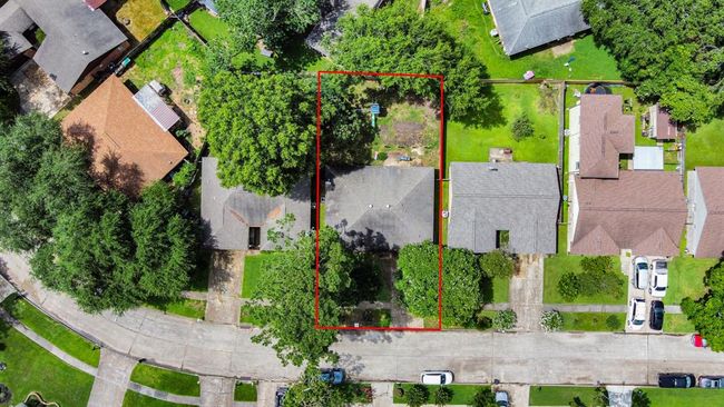 5822 Walnutgate Dr, House other with 3 bedrooms, 2 bathrooms and 2 parking in Spring TX | Image 4