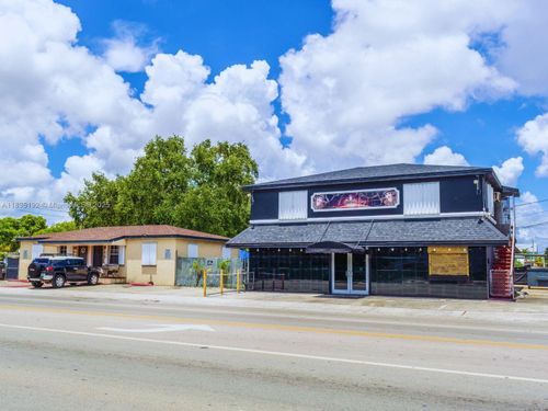 3490 Nw 32nd Ave, MIAMI, FL, 33142-5731 | Card Image