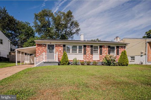 40 Greenbridge Dr, NEWARK, DE, 19713-1642 | Card Image