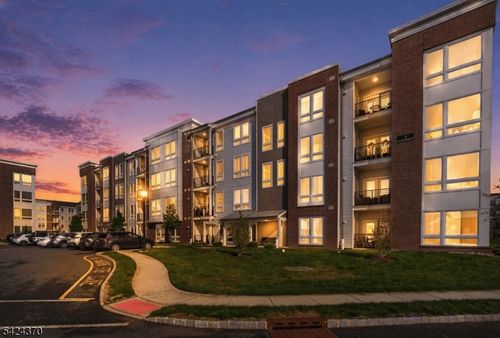 404-4 Vanderbilt Blvd, Florham Park, NJ, 07932 | Card Image
