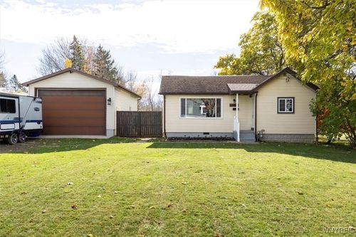 106 Grove St, Angola, NY, 14006-1406 | Card Image