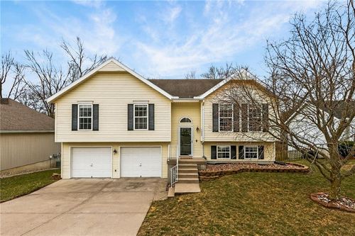 5009 Ne 55th Ter, Kansas City, MO, 64119-4927 | Card Image