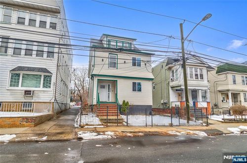 466 Myrtle Ave, Irvington, NJ, 07111-2767 | Card Image