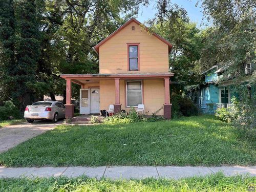 219 Ne Paramore St, Topeka, KS, 66608-1157 | Card Image