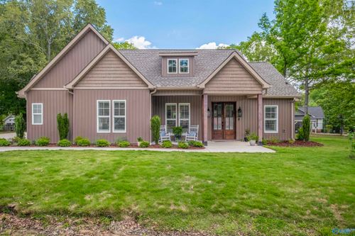 423 Waldrop Rd, Rainbow City, AL, 35906-6539 | Card Image