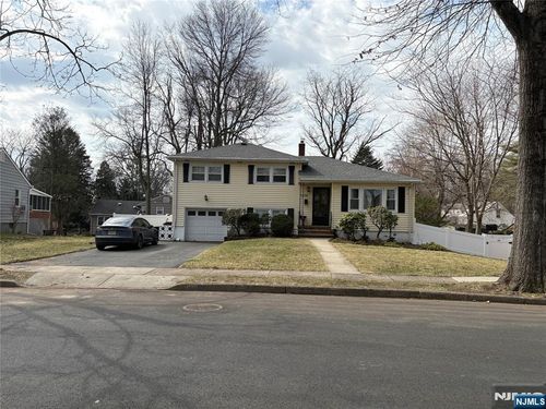 1126 Rosse Ave, New Milford, NJ, 07646-3230 | Card Image