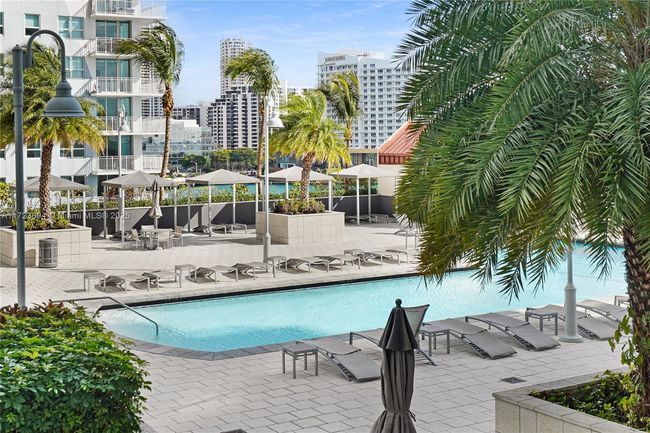 APT-704 - 1155 Brickell Bay Dr, Condo with 3 bedrooms, 2 bathrooms and null parking in Miami FL | Image 55