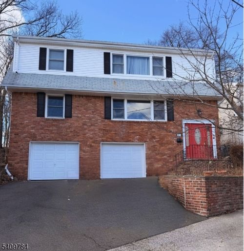 81 Lakeshore Dr, Prospect Park, NJ, 07508-1848 | Card Image