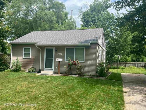 3810 Washington St, Midland, MI, 48642-3795 | Card Image