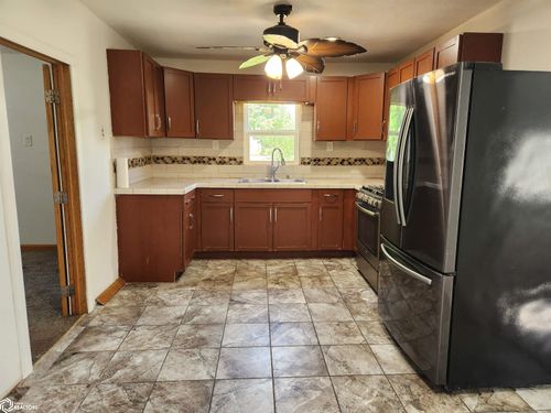 606 Siegel Street, Tama, IA, 52339 | Card Image