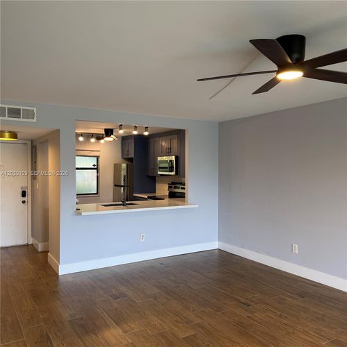 1082-100 Nw 76th Ave, Plantation, FL, 33324-2041 | Card Image