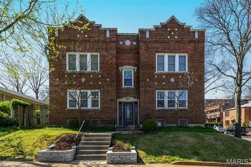 apt-1e-6636 San Bonita Ave, Saint Louis, MO, 63105-3185 | Card Image