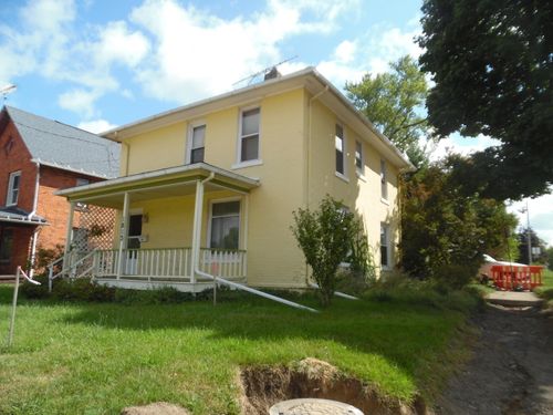 1813 S Martin Luther King Jr Dr, Jackson, MI, 49203-4247 | Card Image