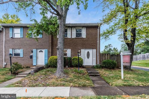 801 S Concord Ct, STERLING, VA, 20164-4218 | Card Image