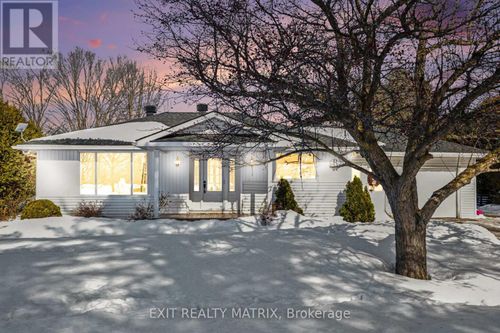 528 Keatley Rd, Arnprior, ON, K7S3G7 | Card Image