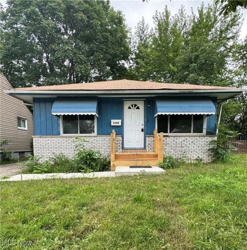 4399 E 143rd St, Cleveland, OH, 44128-2356 | Card Image