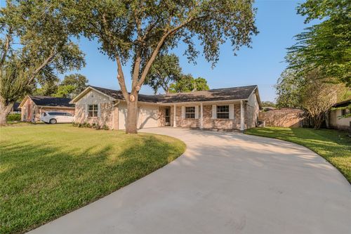 12406 Whittington Dr, Houston, TX, 77077-4839 | Card Image