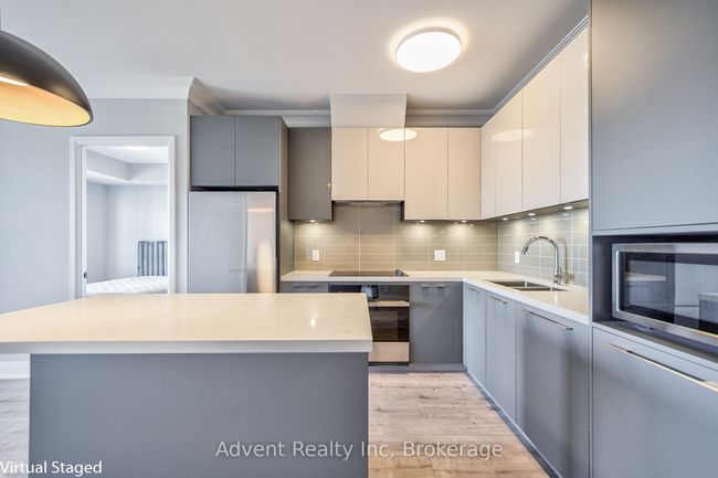 3806 - 18 Water Walk Dr, Condo with 3 bedrooms, 3 bathrooms and 1 parking in Unionville ON | Image 5
