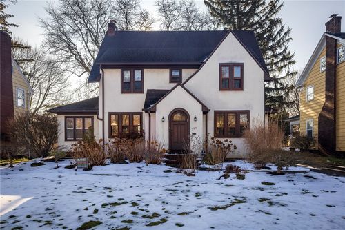 305 Castlebar Rd, Rochester, NY, 14610-2912 | Card Image