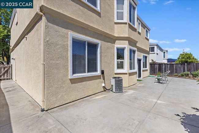 318 Titan Way, House other with 4 bedrooms, 3 bathrooms and 5 parking in Hercules CA | Image 29