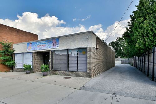 1157 E Algonquin Rd, Des Plaines, IL, 60016-6305 | Card Image