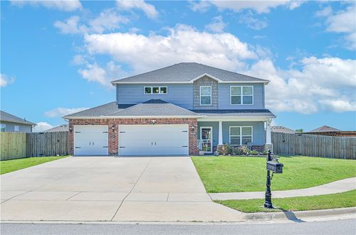 2104 N Medford Ct, Siloam Springs, AR, 72761-6029 | Card Image