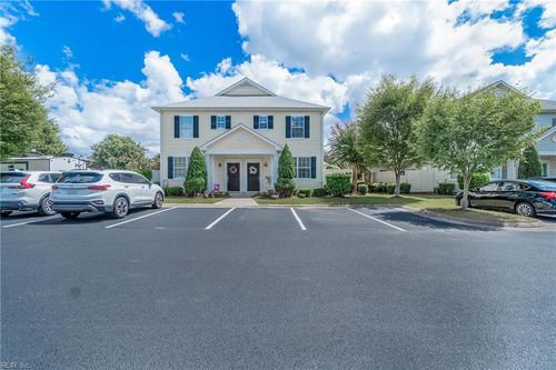1526 Hambledon Loop, Chesapeake, VA, 23320-3318 | Card Image