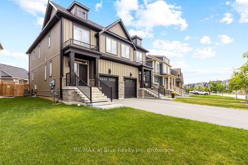 219 Yellow Birch Cres, The Blue Mountains, ON, L9Y0Z3 | Card Image