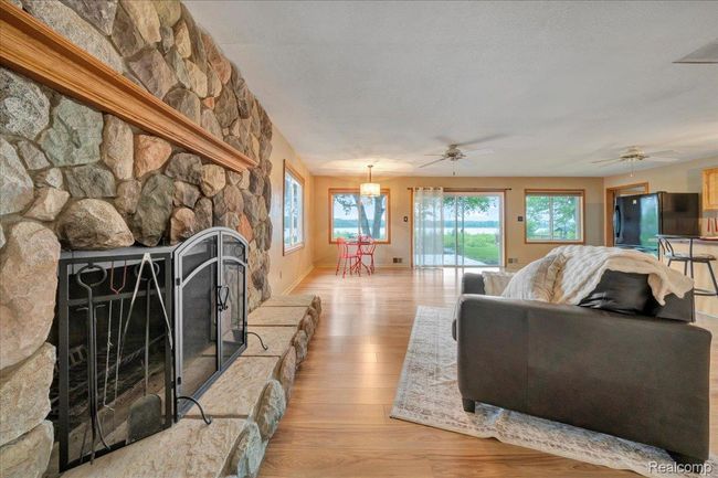 13-2898 E Lake Dr-19.jpg | Image 10