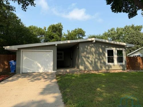 316 Prentis Ave., Vermillion, SD, 57069 | Card Image