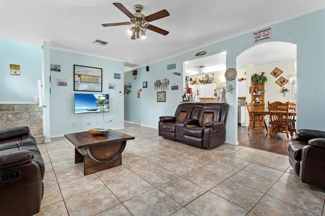 1216 Overton Ave, House other with 5 bedrooms, 3 bathrooms and 2 parking in Port Bolivar TX | Image 11
