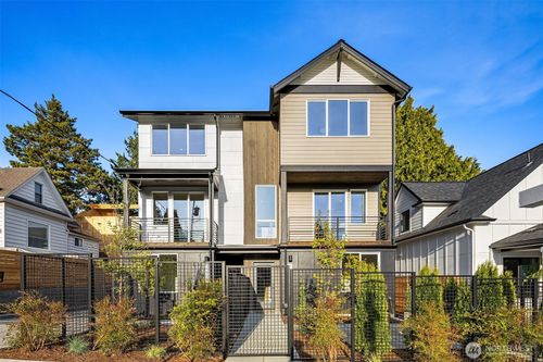 7356 21st Ave Nw, Seattle, WA, 98117-5623 | Card Image