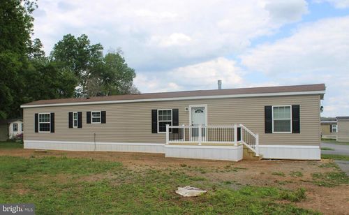 18 Locust Ln, AIRVILLE, PA, 17302-9407 | Card Image