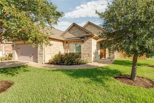 2124 Chestnut Oak Cir, College Station, TX, 77845-4168 | Card Image