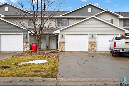 6507 S Santa Rosa Pl, Sioux Falls, SD, 57108-2678 | Card Image