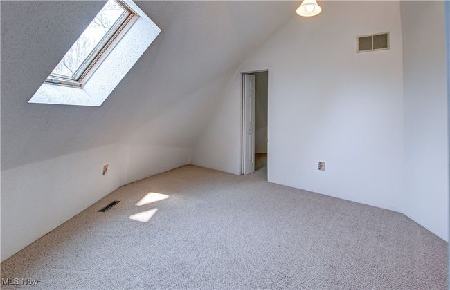 5765 State Route 82, House other with 3 bedrooms, 3 bathrooms and null parking in Hiram OH | Image 27