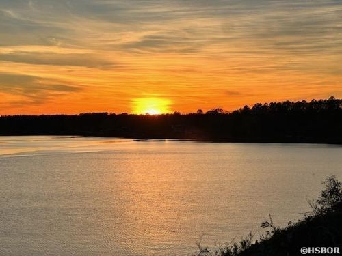 160 Hamilton Pl, Hot Springs, AR, 71913-9530 | Card Image