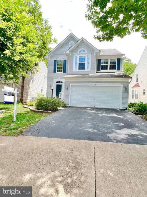 14760 Links Pond Cir, GAINESVILLE, VA, 20155-4835 | Card Image