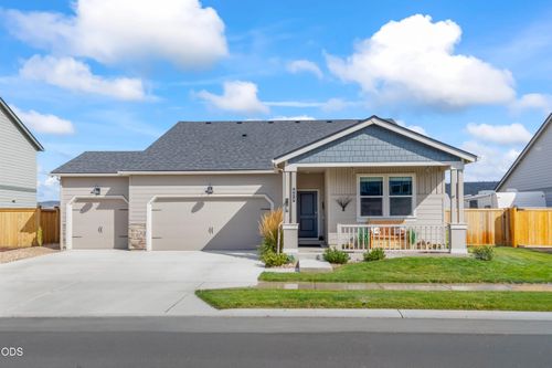 424 Se Stetson Court, Prineville, OR, 97754 | Card Image