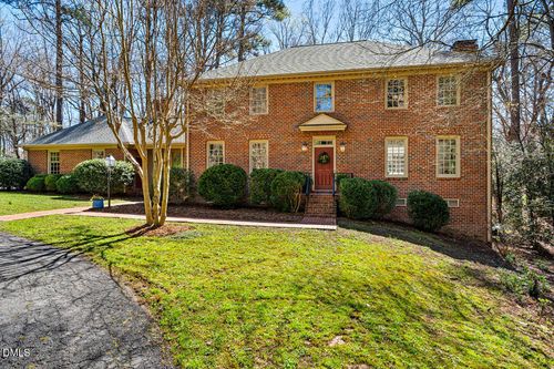 109 Sturbridge Ln, Chapel Hill, NC, 27516-9315 | Card Image