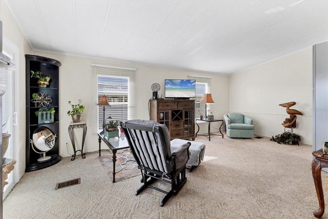 Living Room | Image 6