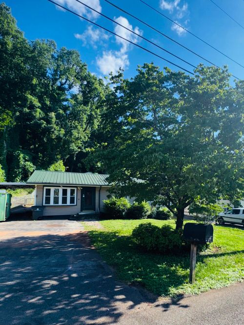 2250 Sylvania Ave, Knoxville, TN, 37920-3603 | Card Image