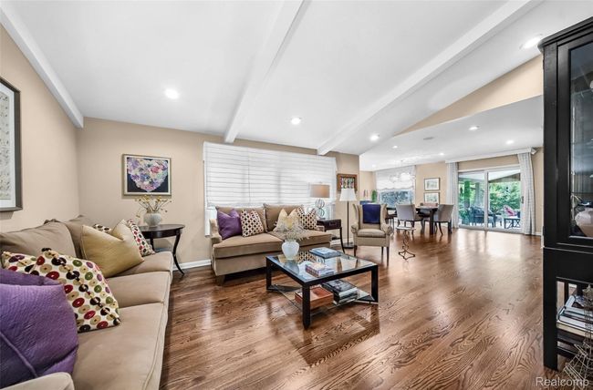 Open Concept Living Area Blends with Dining Area | Image 5