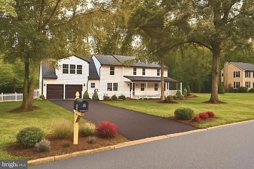 5 Ansley Dr, DOWNINGTOWN, PA, 19335-3272 | Card Image